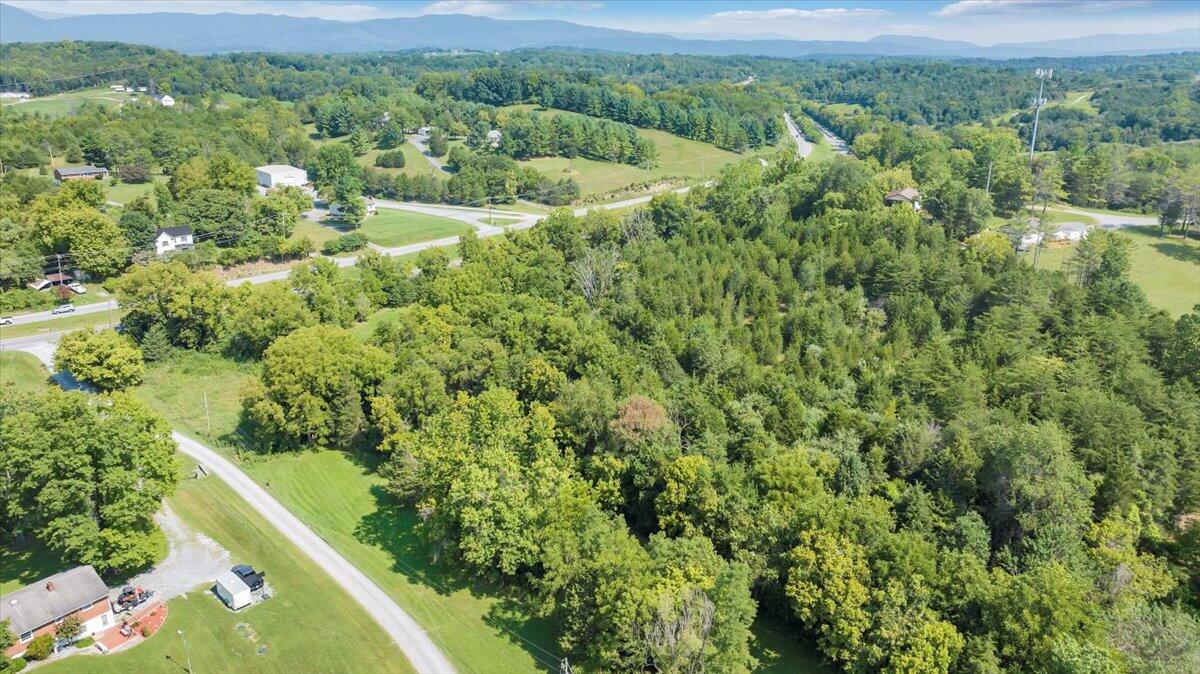 0 Roanoke RD