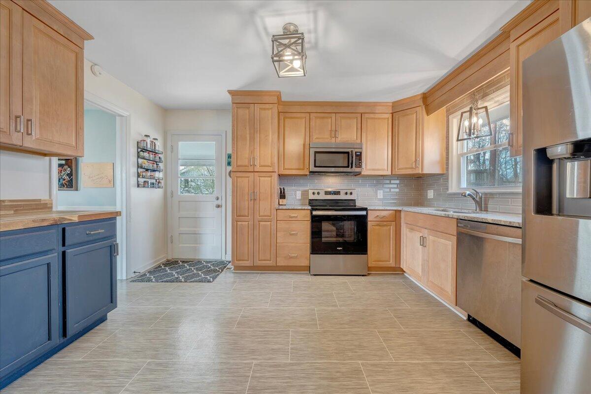 4111 Chesterton ST SW