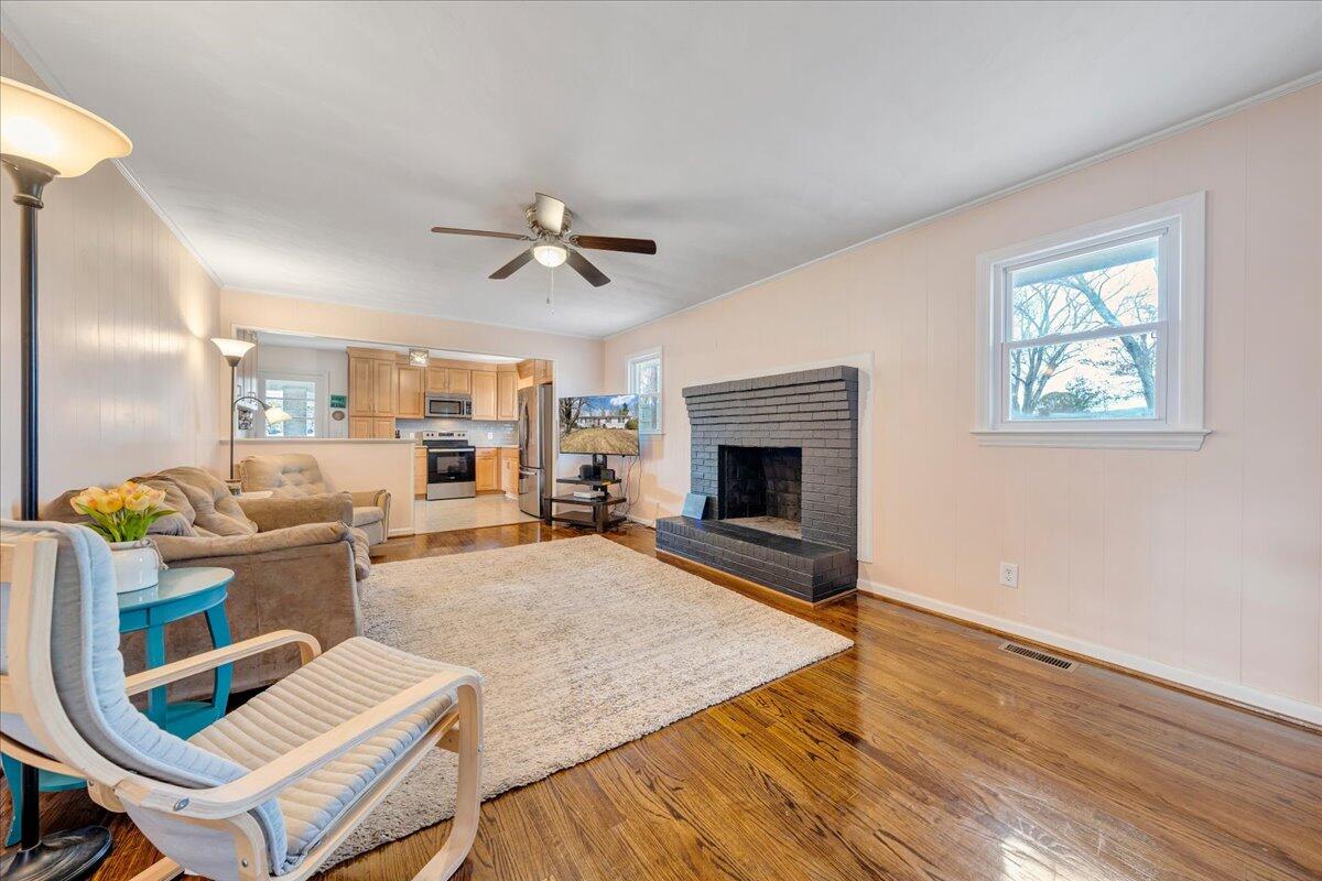 4111 Chesterton ST SW