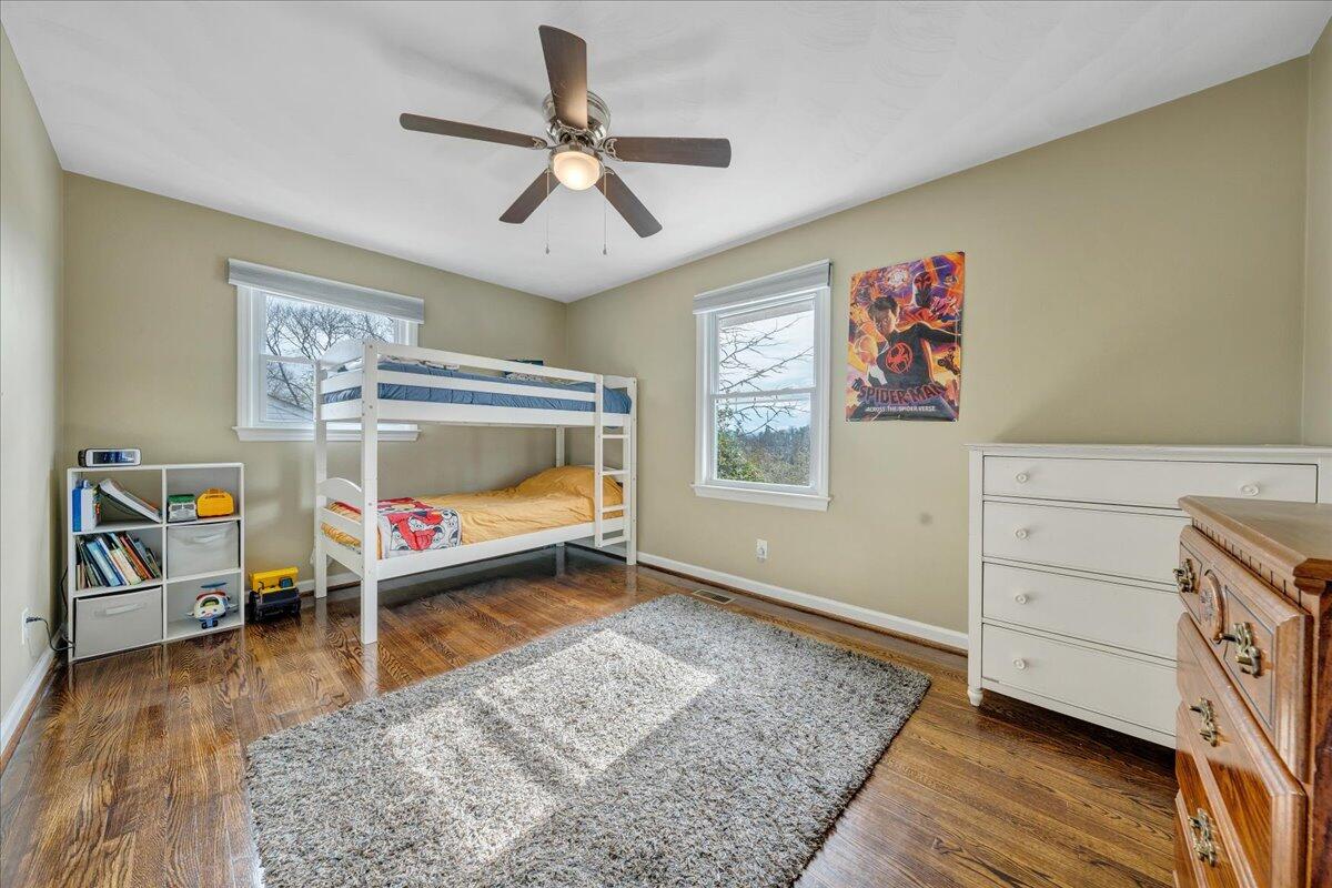 4111 Chesterton ST SW