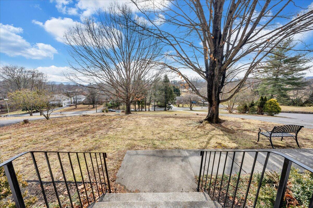 4111 Chesterton ST SW