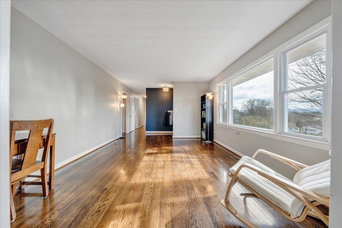 4111 Chesterton ST SW