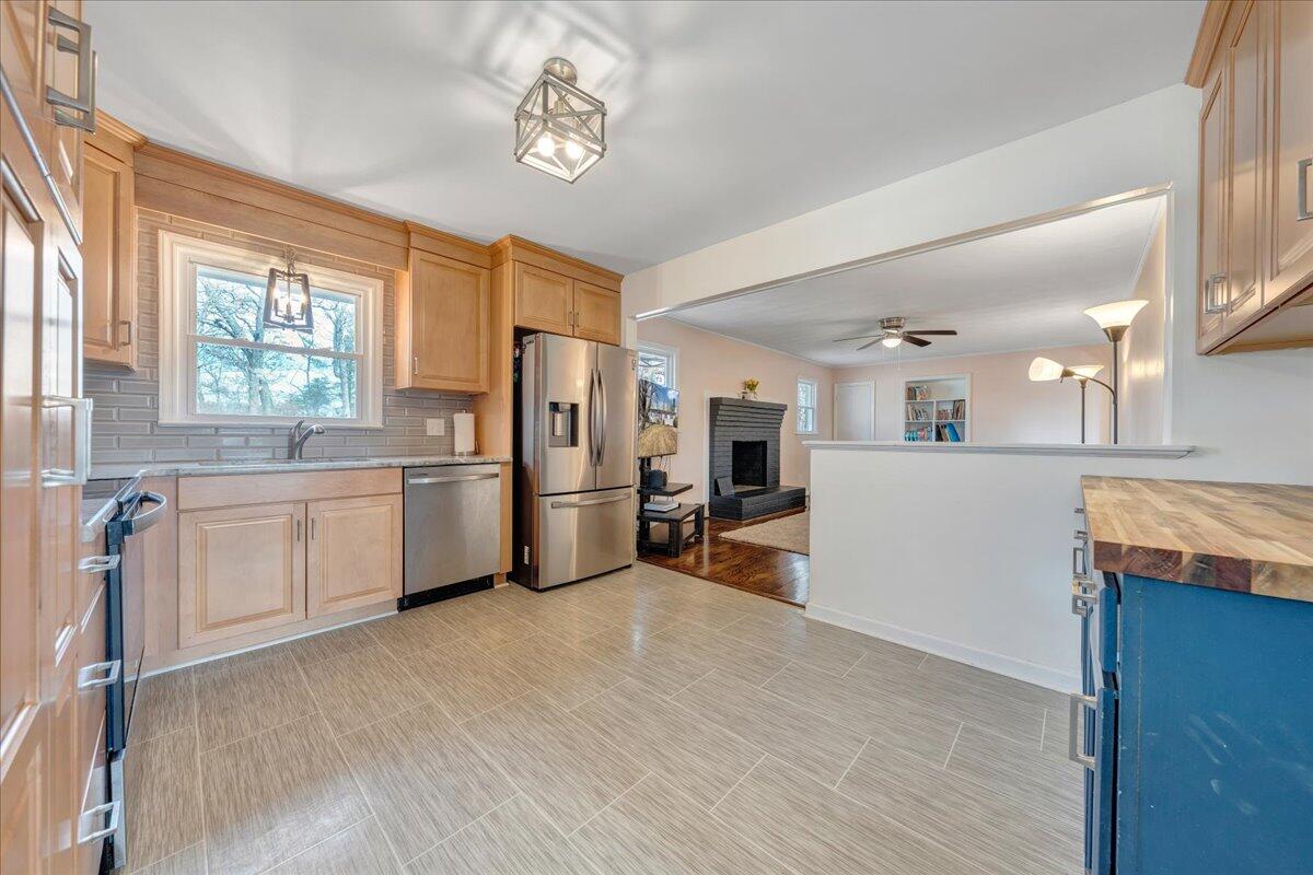 4111 Chesterton ST SW