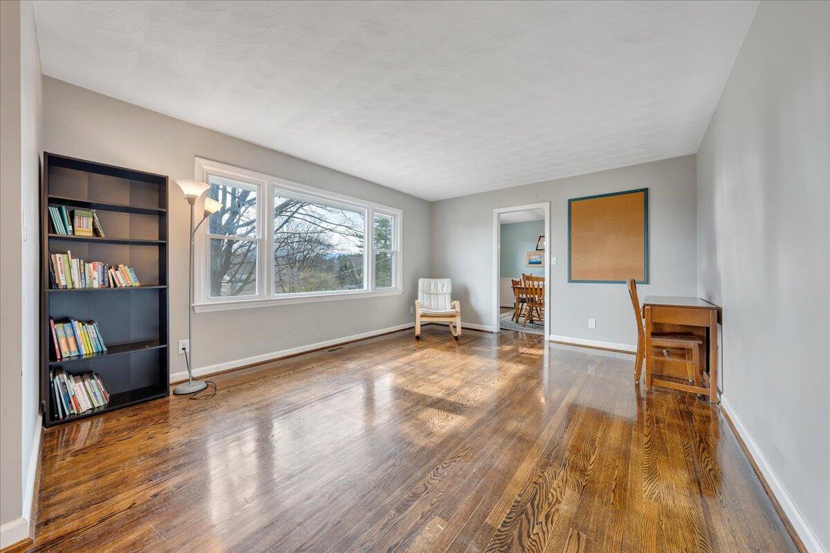 4111 Chesterton ST SW