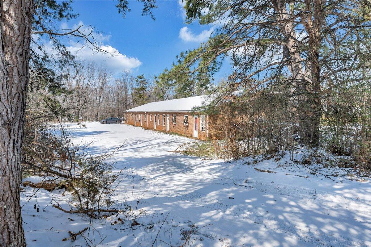 284 Farmers Mountain RD