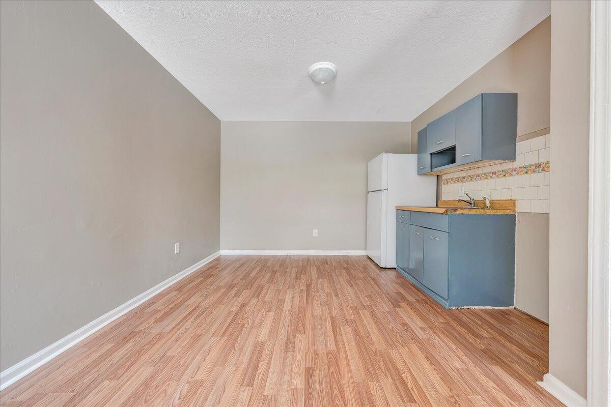 284 Farmers Mountain RD