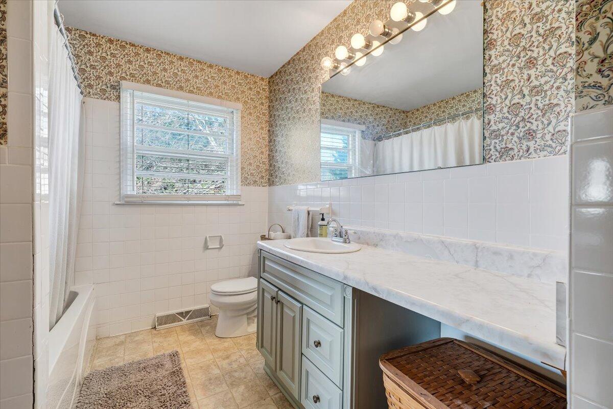 509 Azalea RD