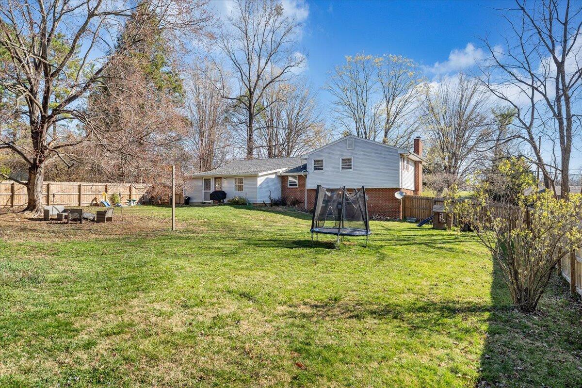 509 Azalea RD