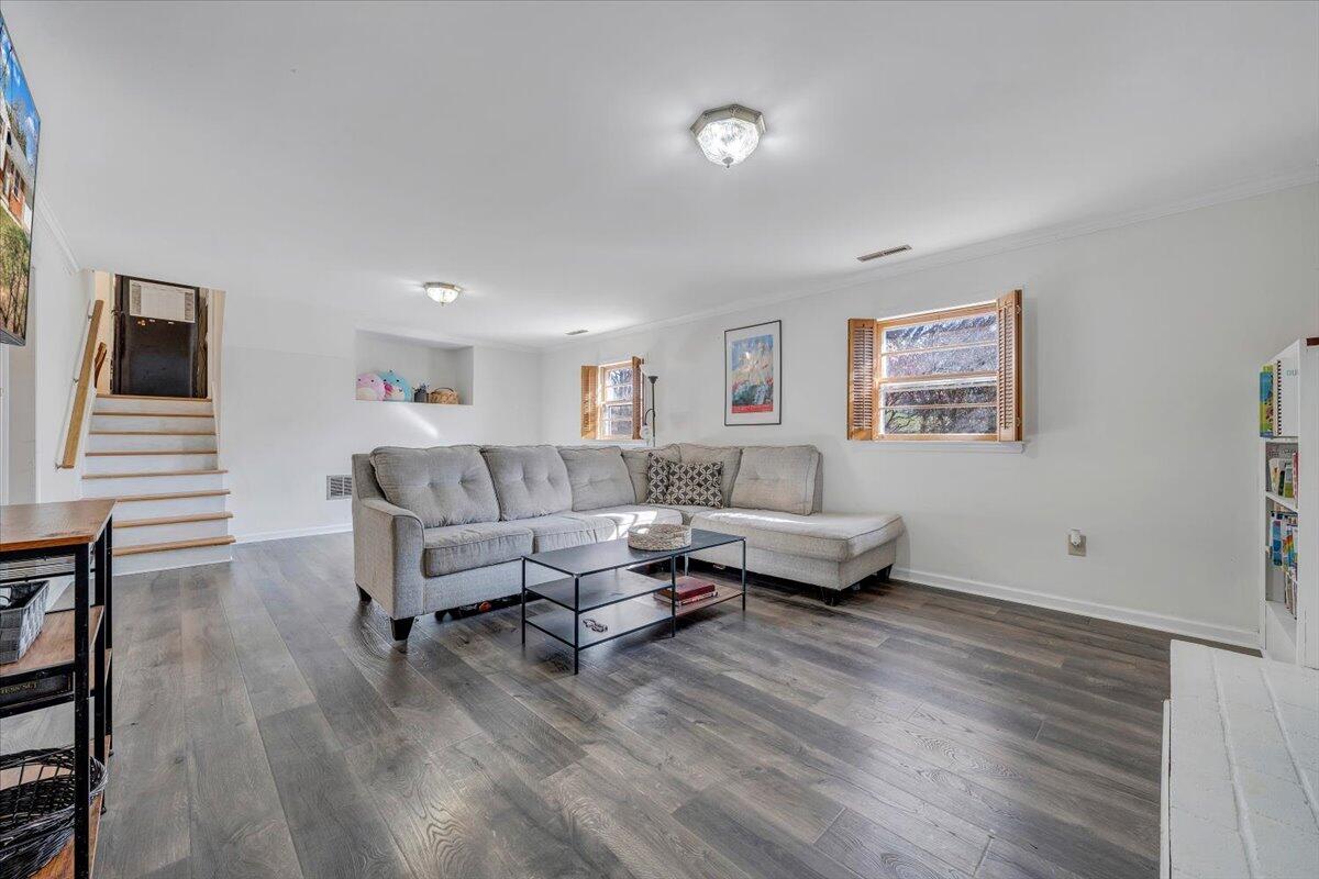 509 Azalea RD