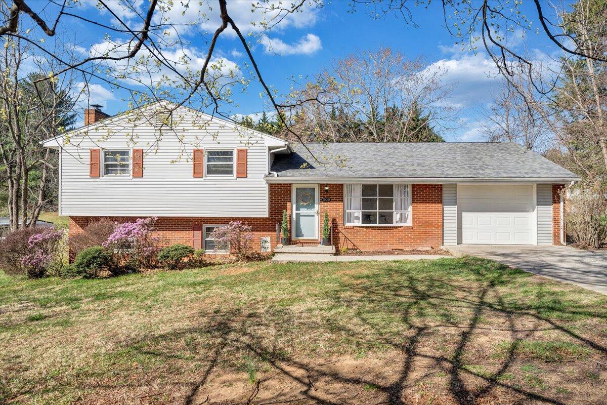 509 Azalea RD
