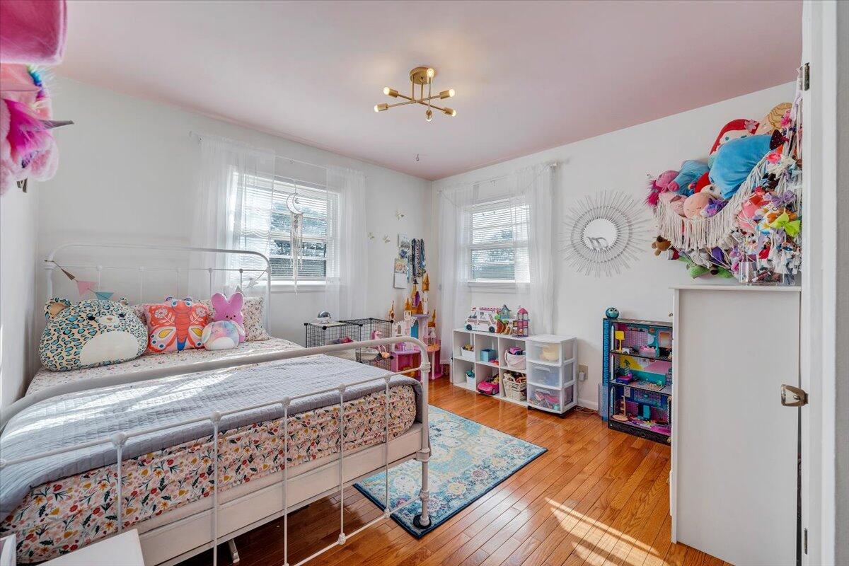 509 Azalea RD