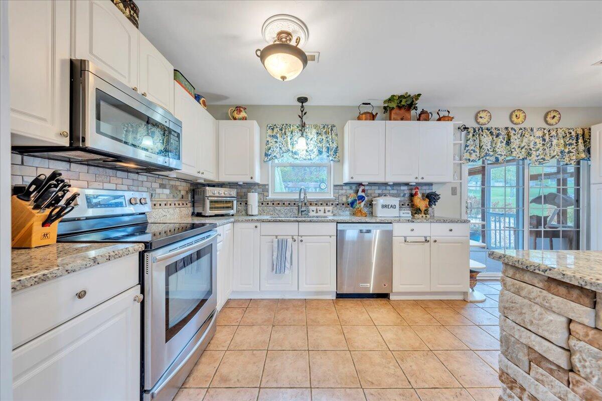 5429 Taney DR