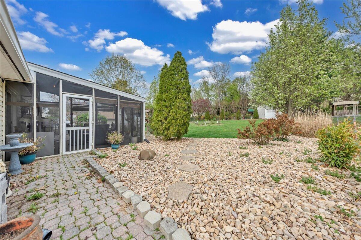 5429 Taney DR