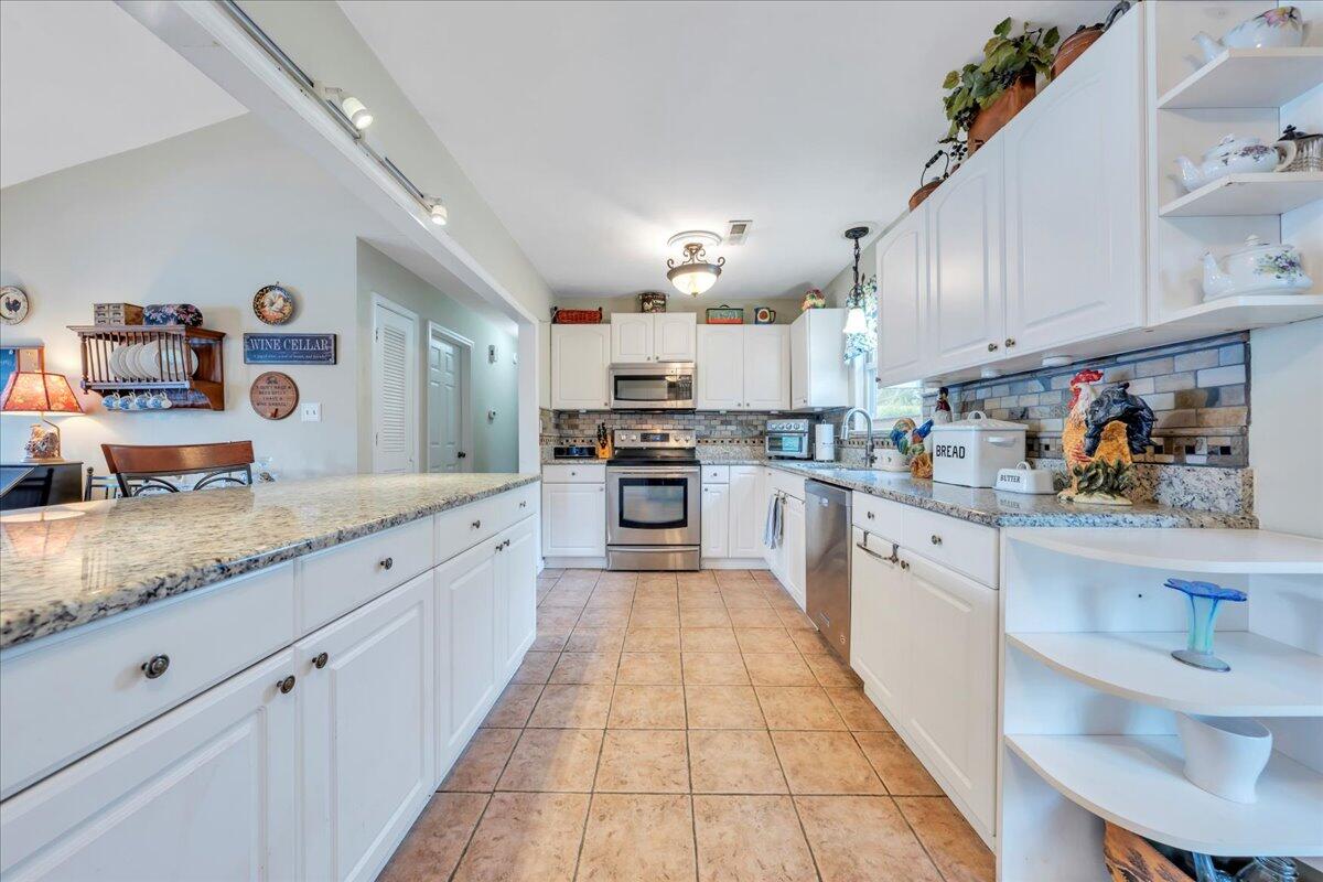 5429 Taney DR