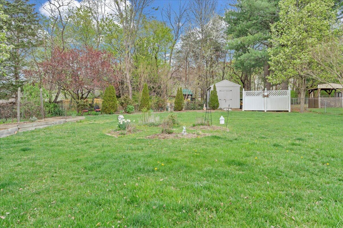 5429 Taney DR