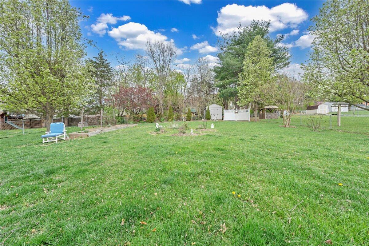 5429 Taney DR