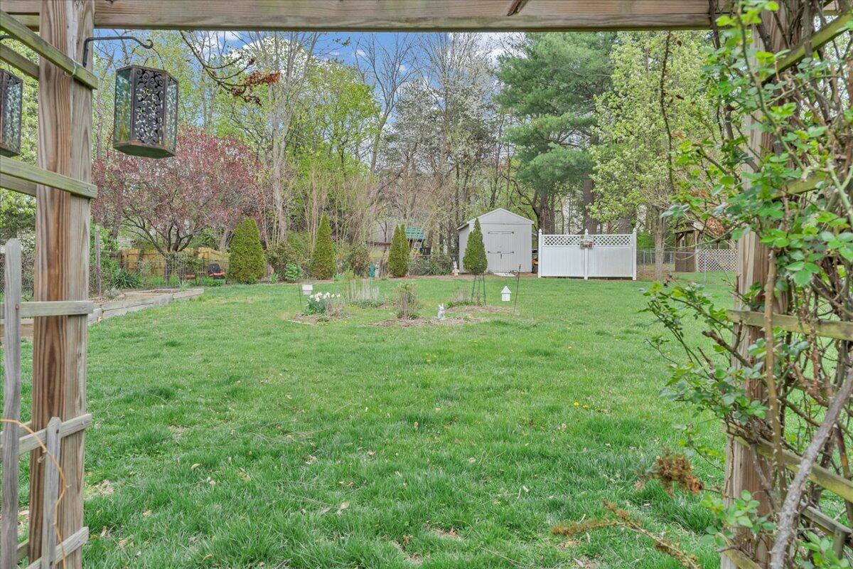 5429 Taney DR