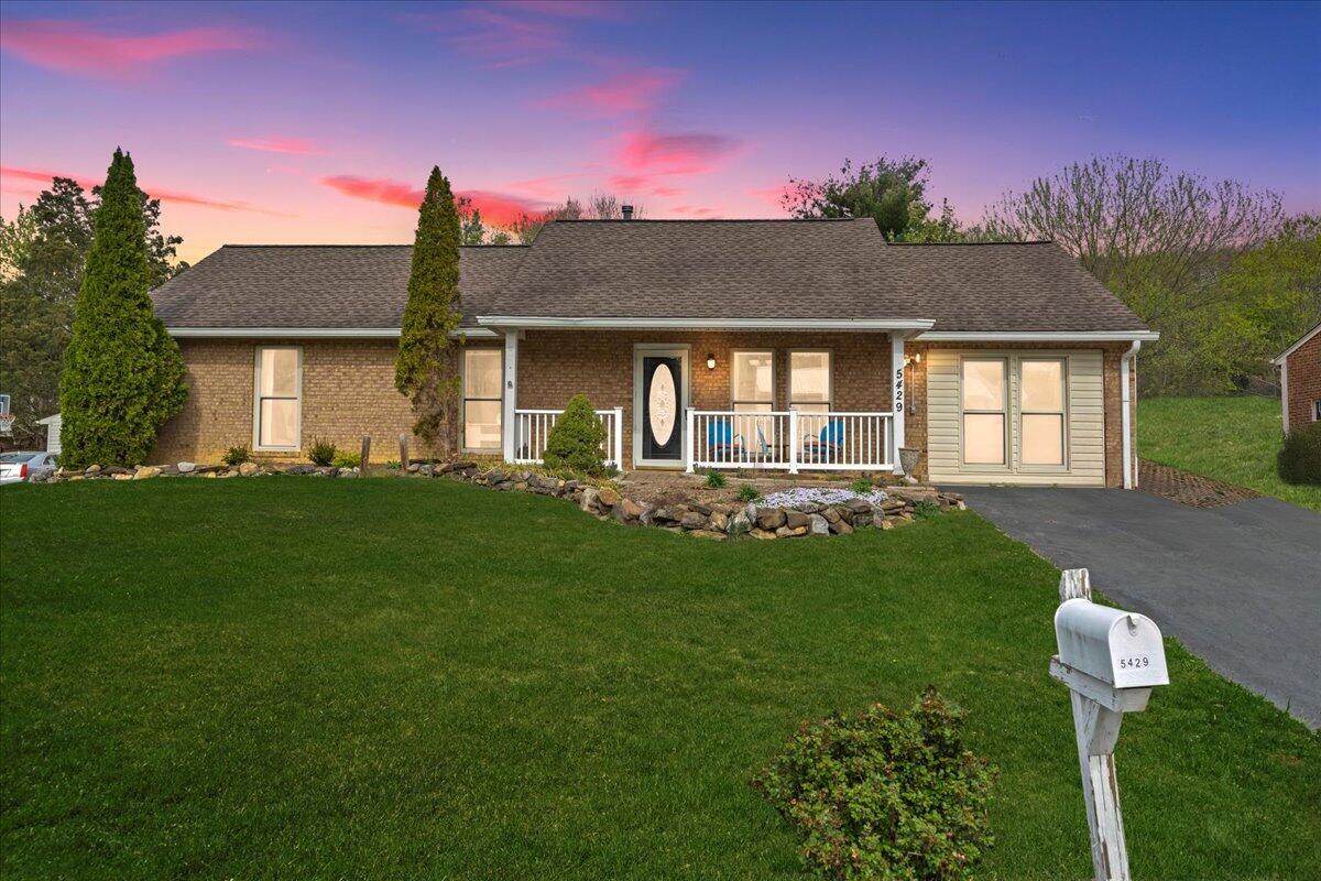 5429 Taney DR