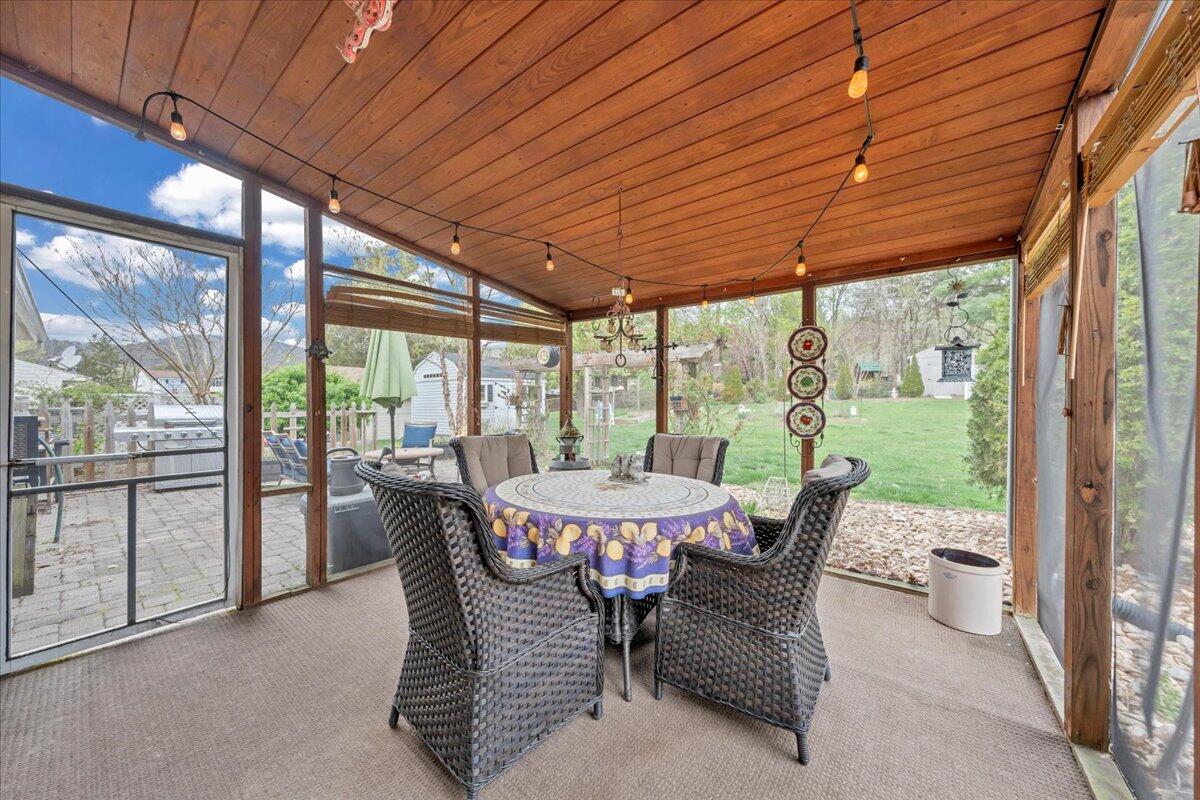 5429 Taney DR