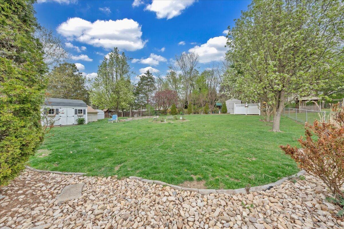 5429 Taney DR