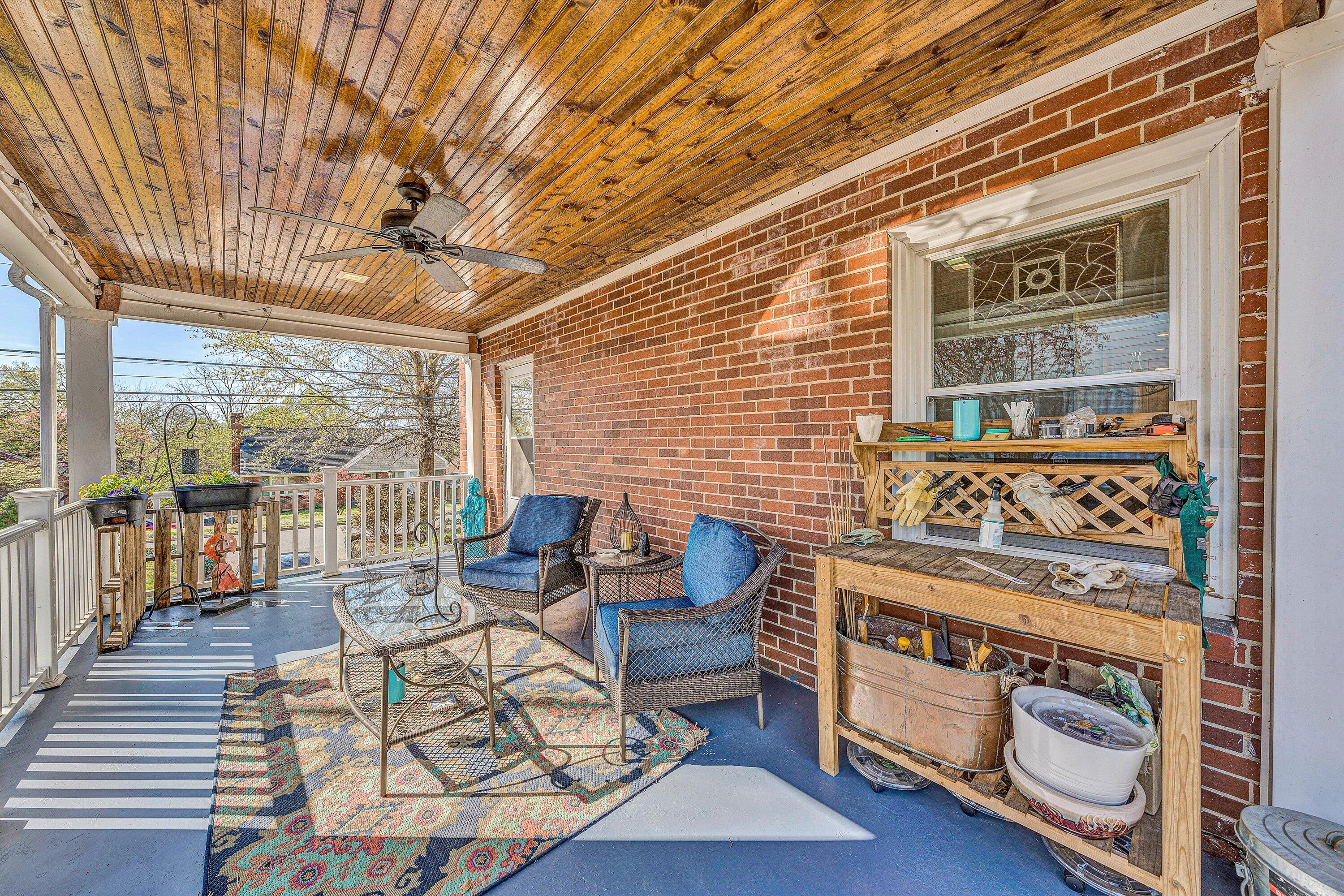 2418 Oakland BLVD NW
