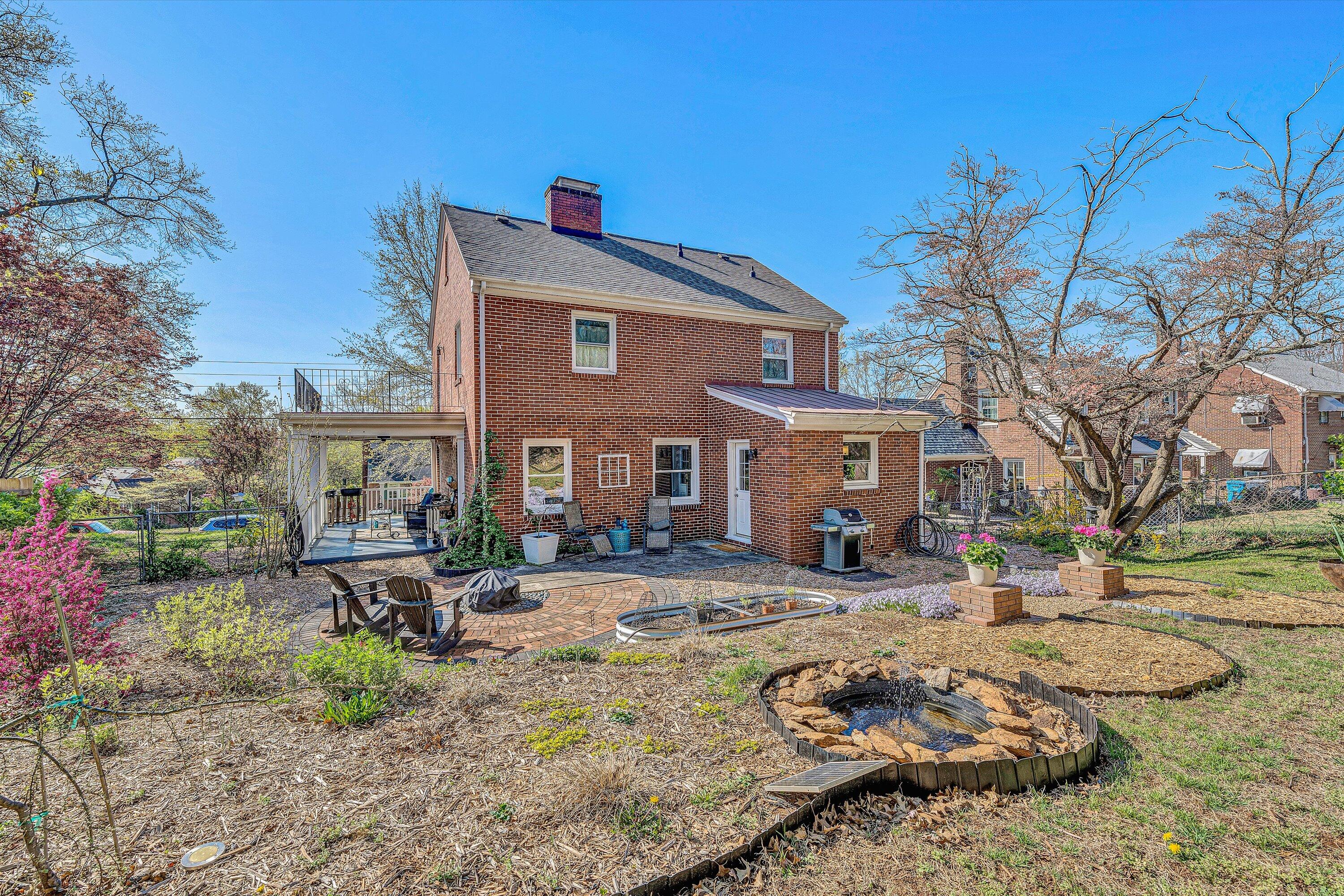 2418 Oakland BLVD NW