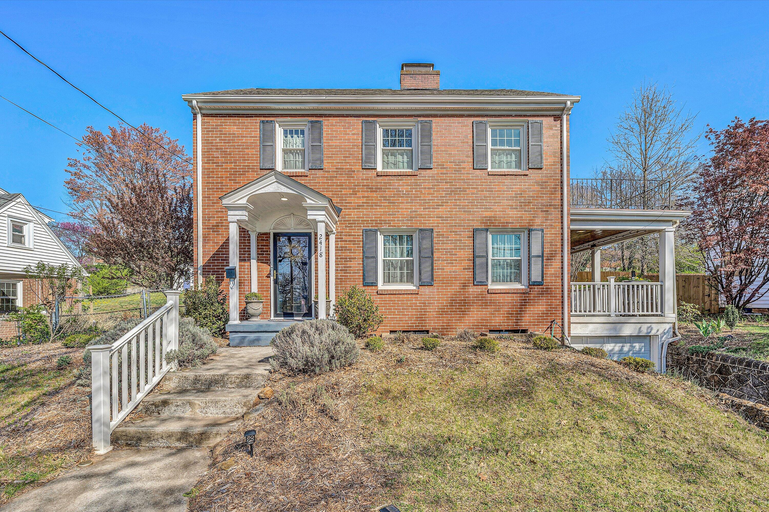 2418 Oakland BLVD NW