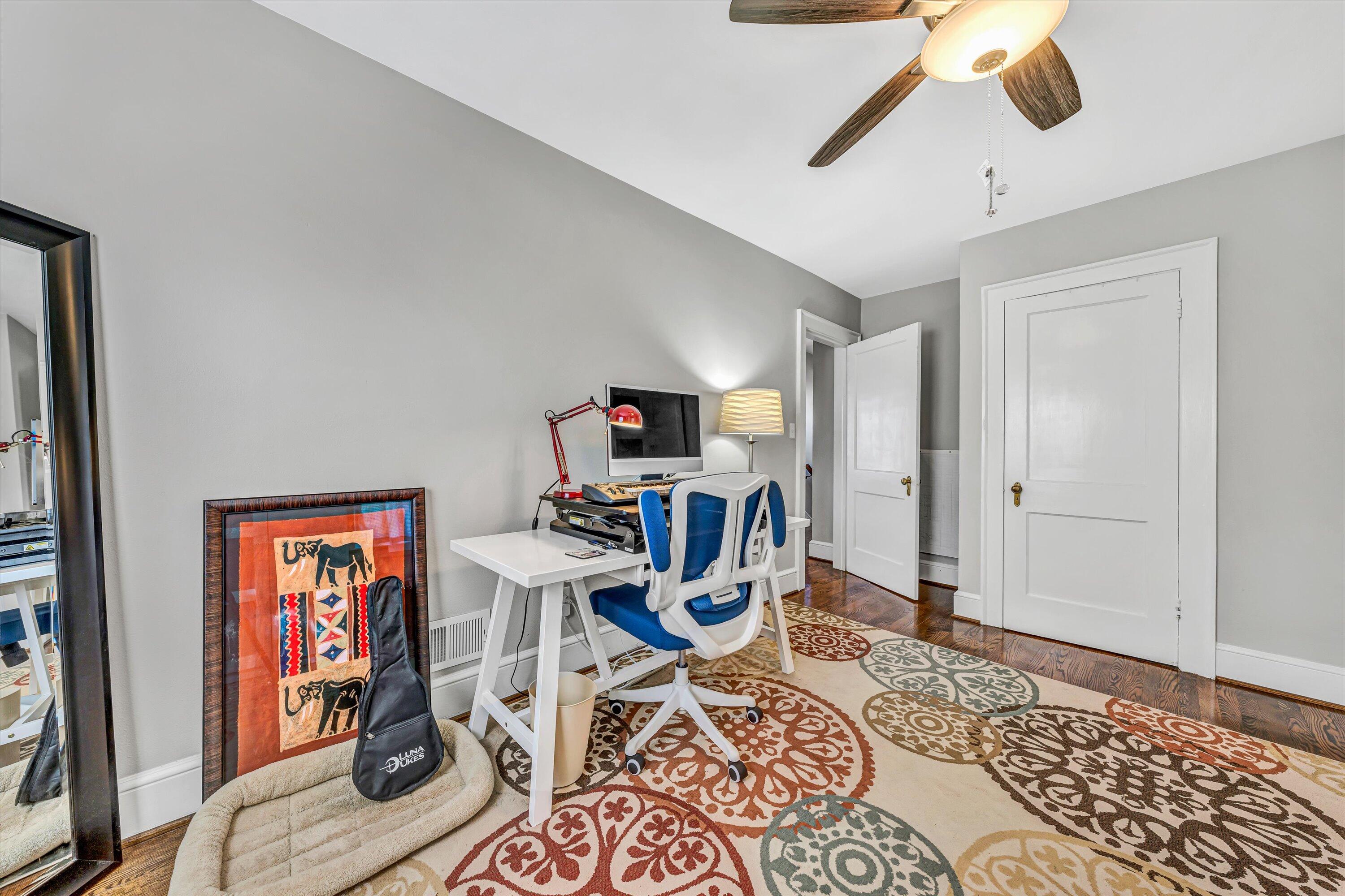 2418 Oakland BLVD NW