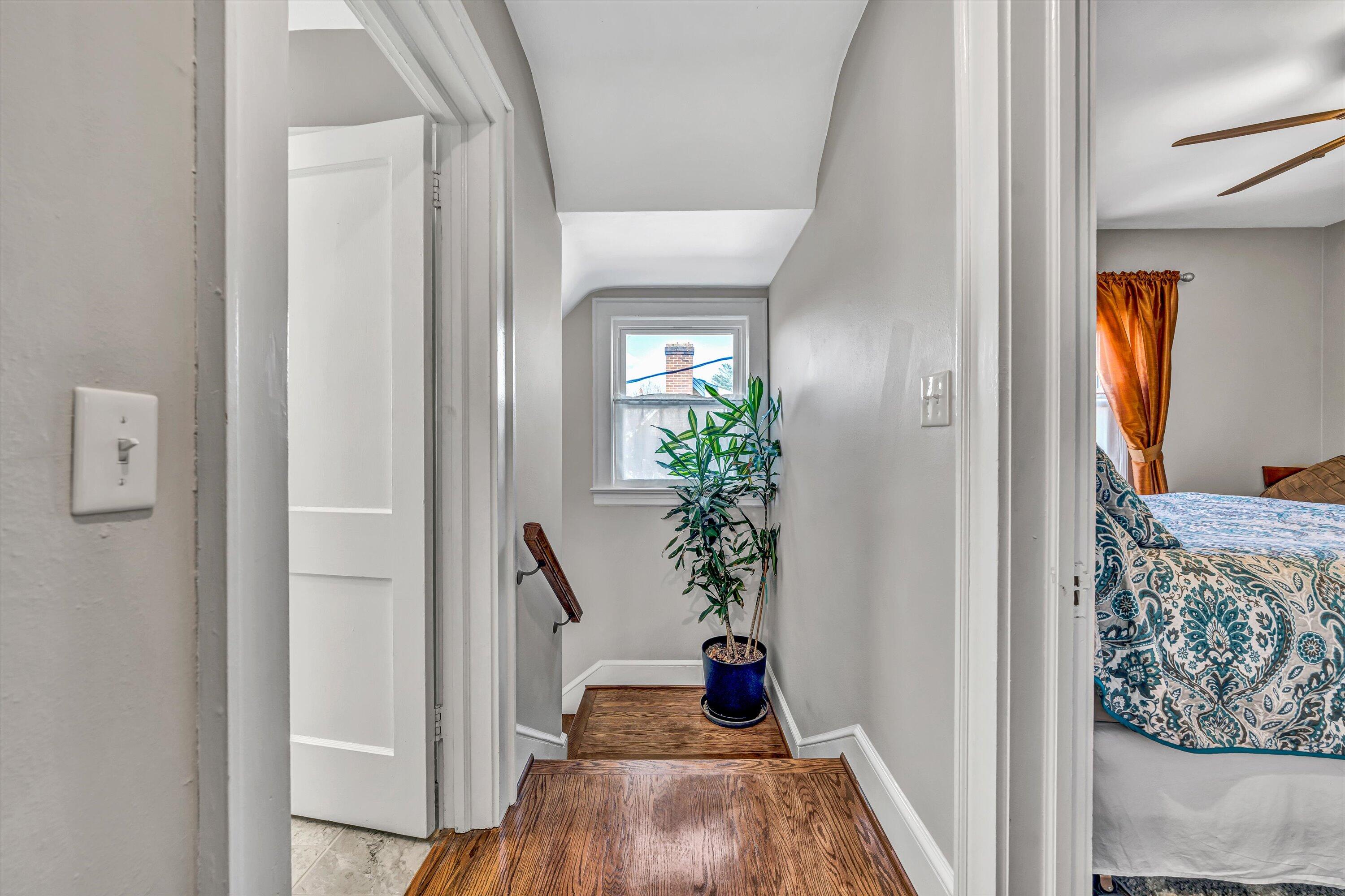 2418 Oakland BLVD NW