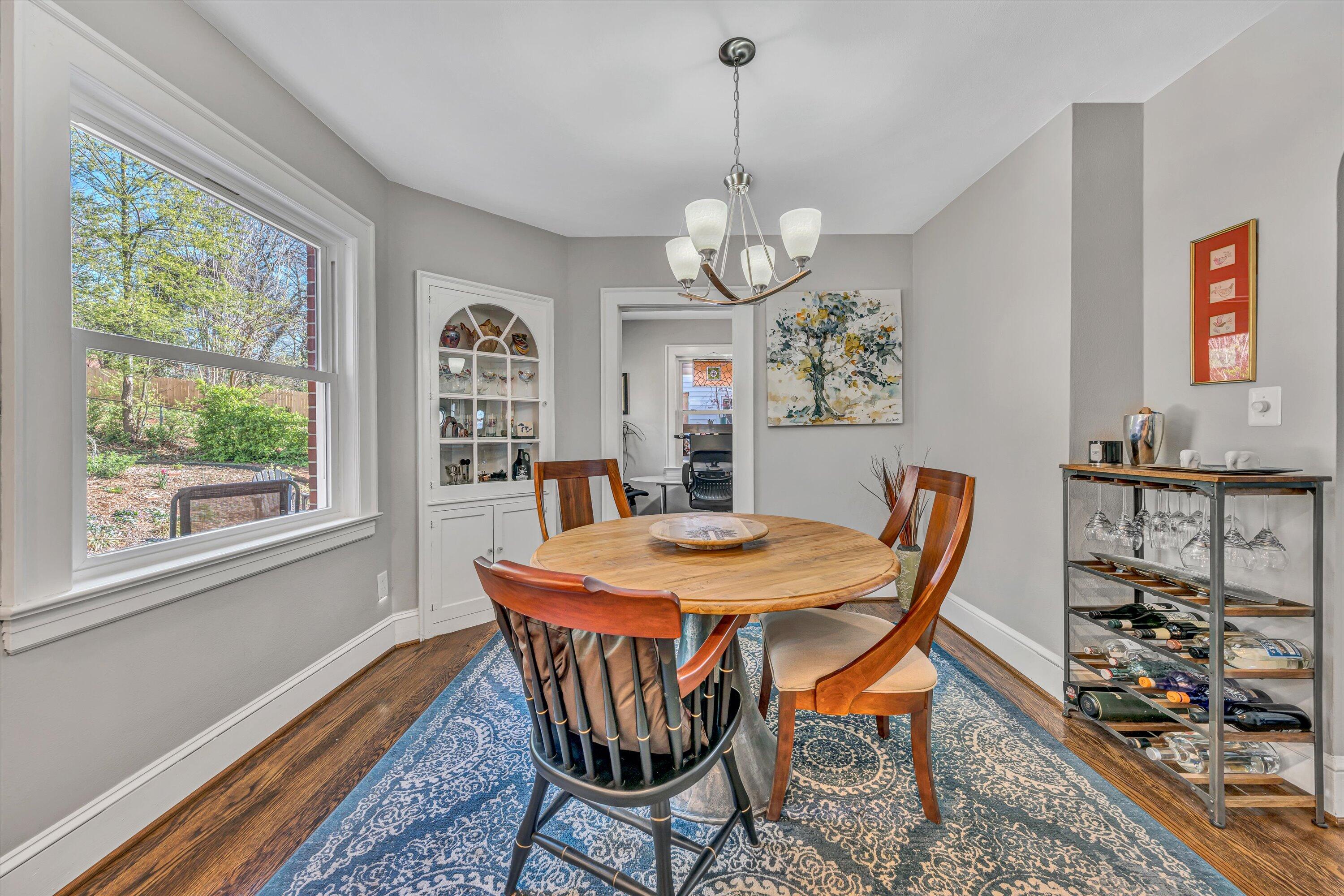 2418 Oakland BLVD NW