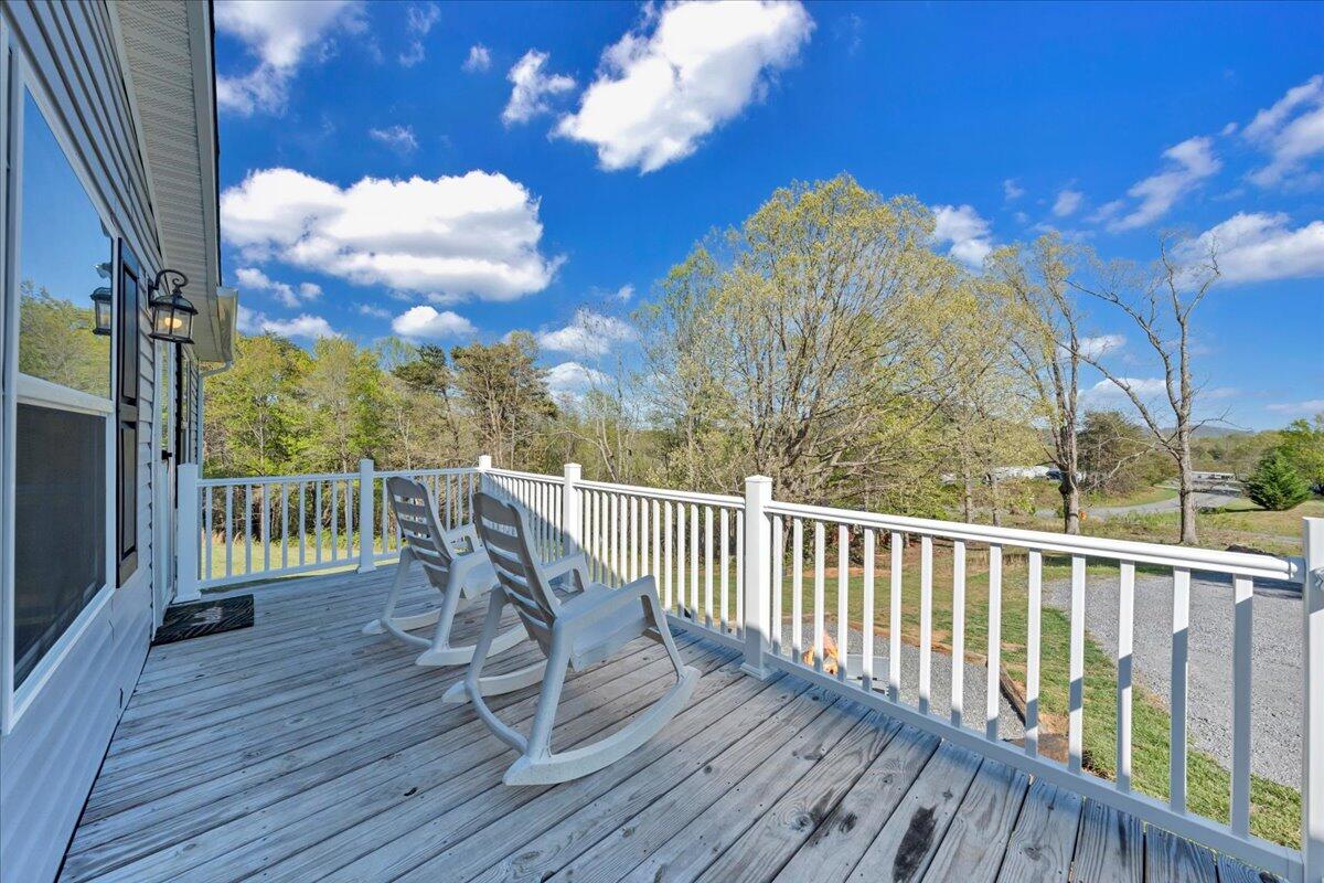 301 Village DR