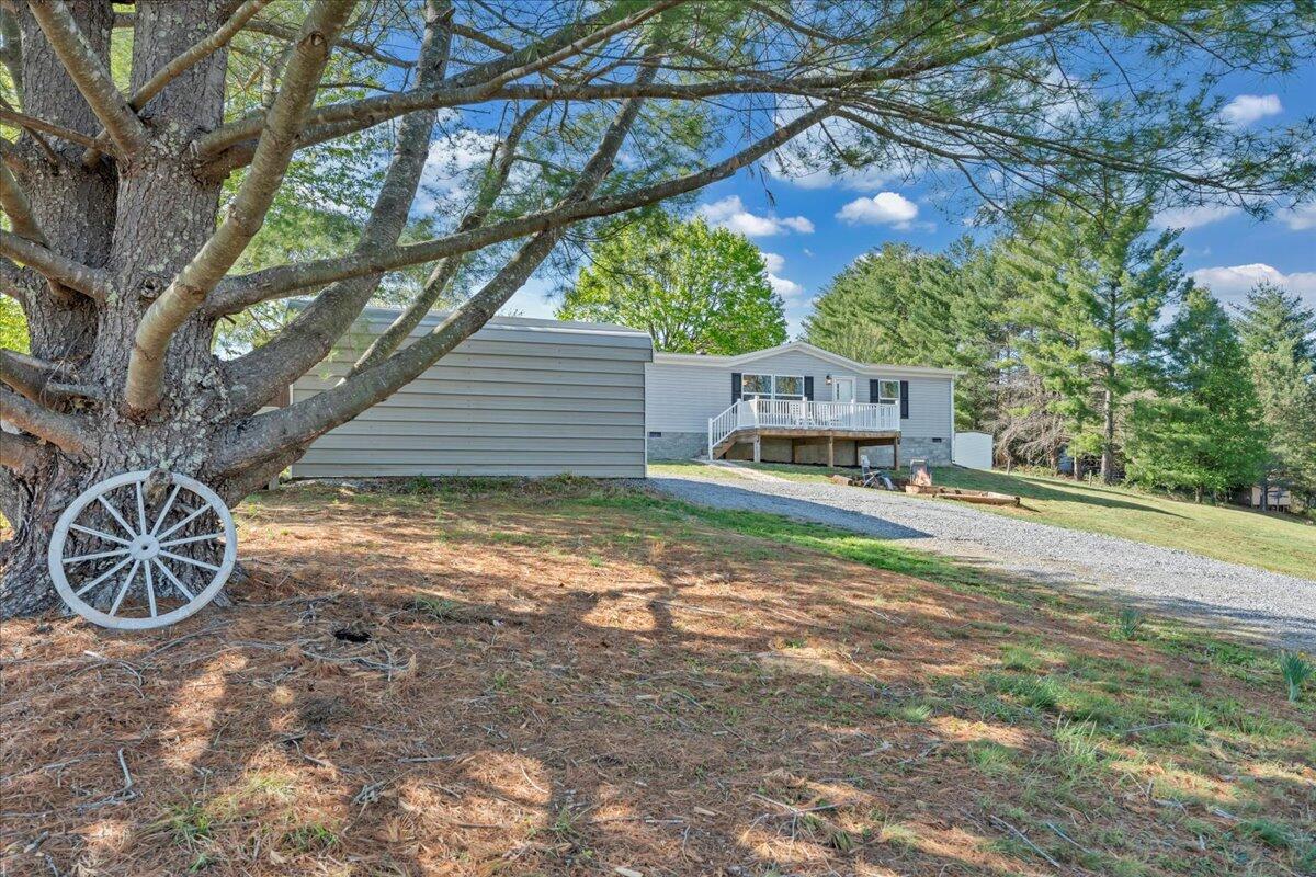 301 Village DR