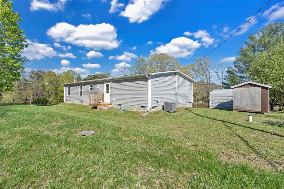 301 Village DR