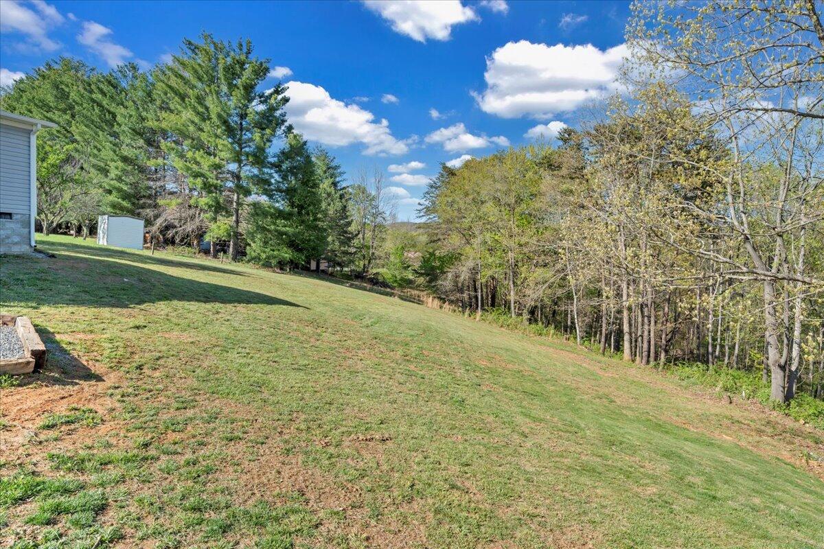 301 Village DR