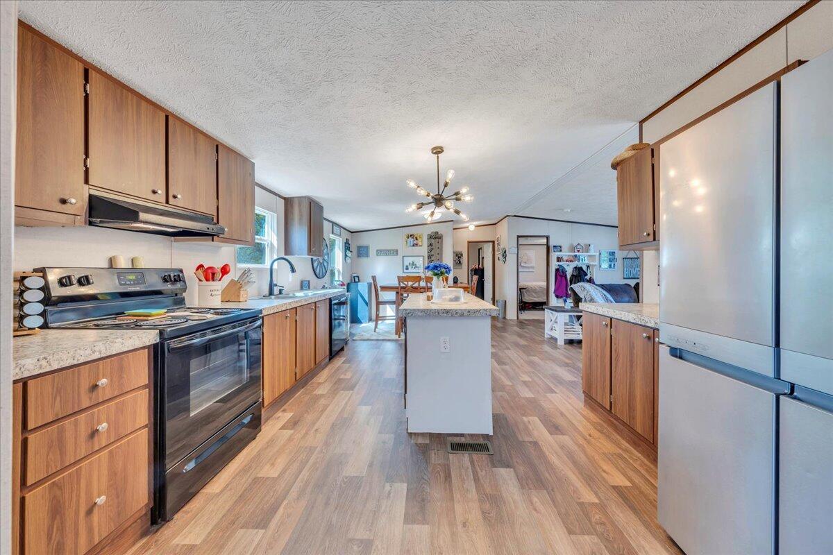 301 Village DR