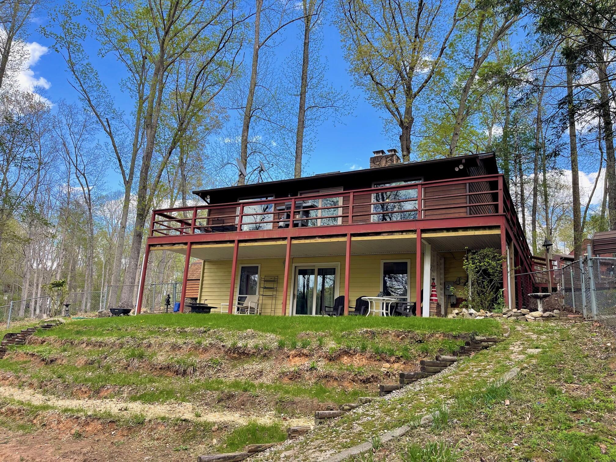 103 Cables CT