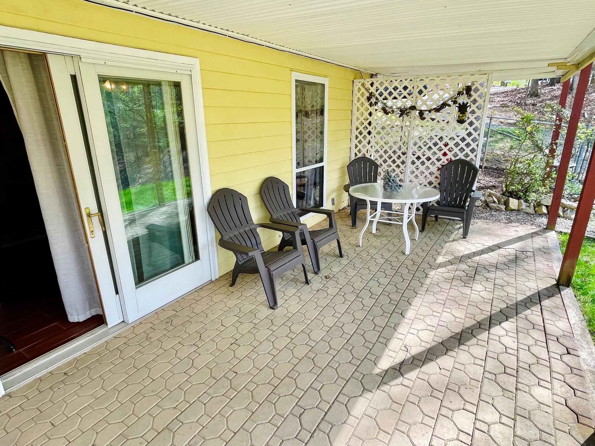 103 Cables CT