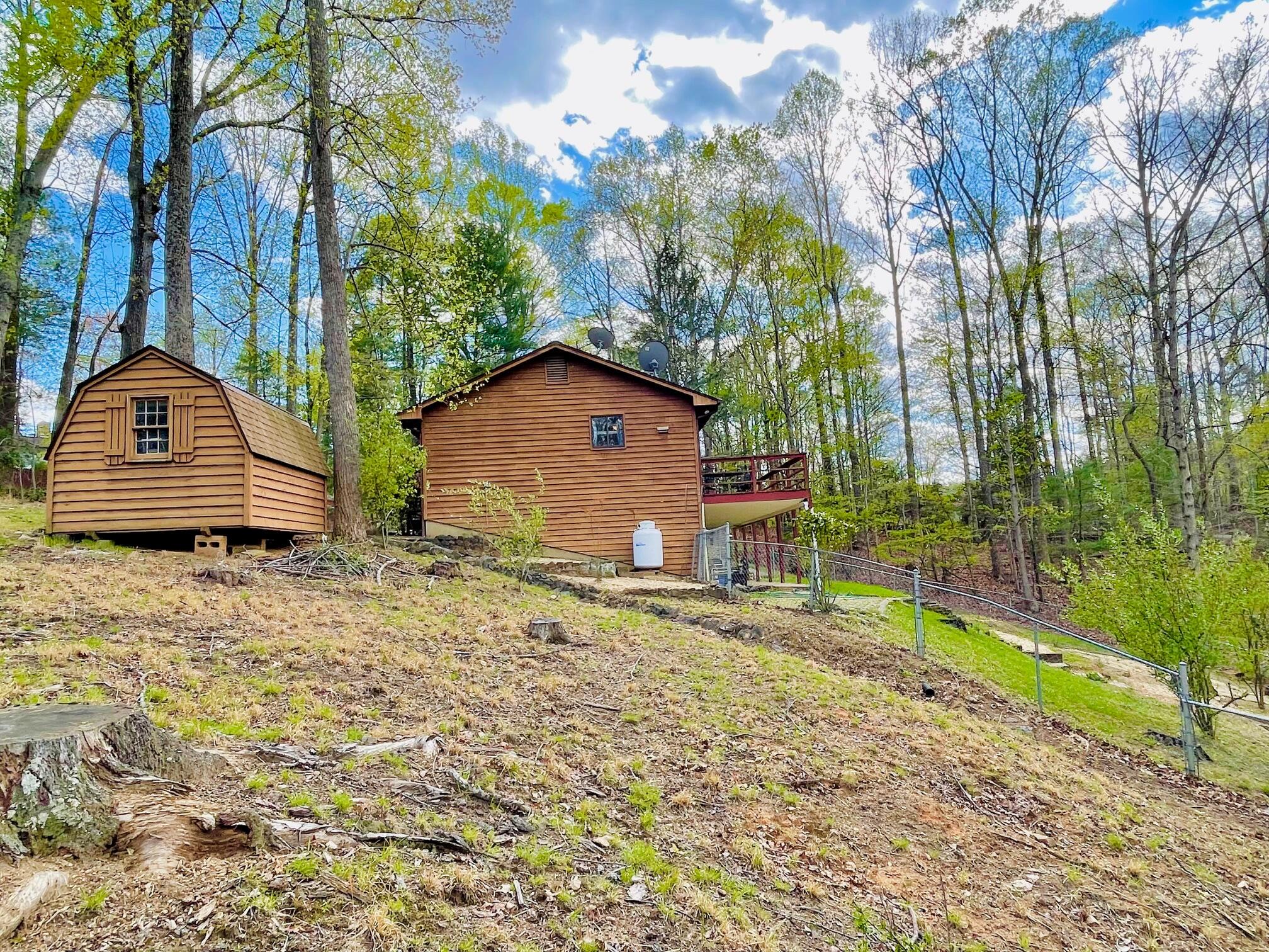 103 Cables CT