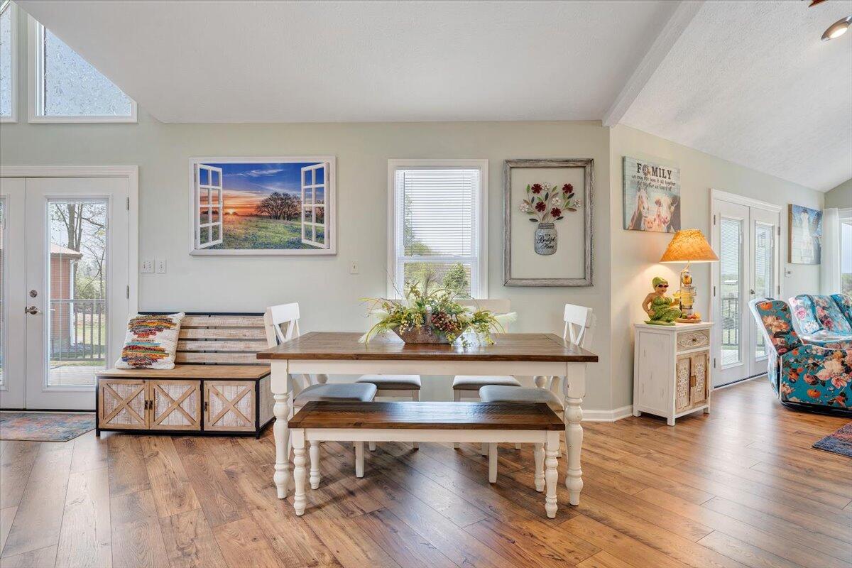 1657 Morgans Church RD