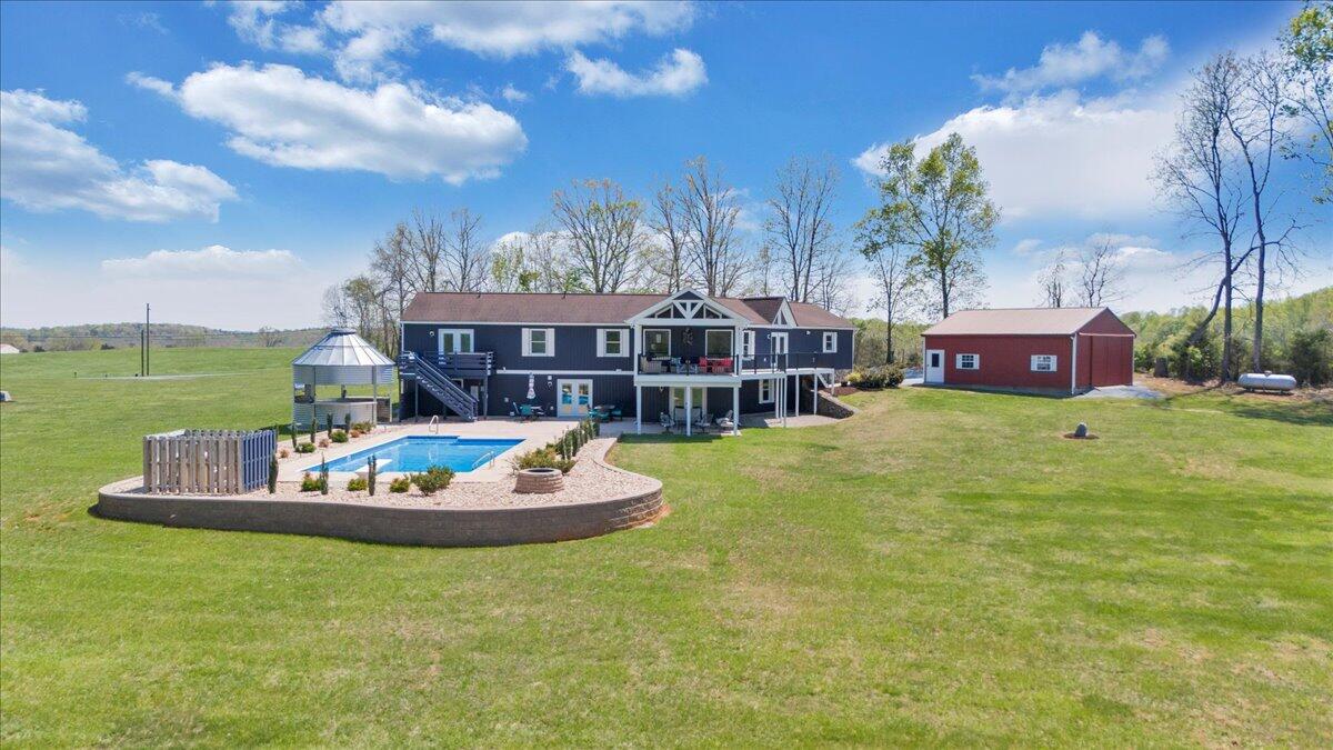 1657 Morgans Church RD