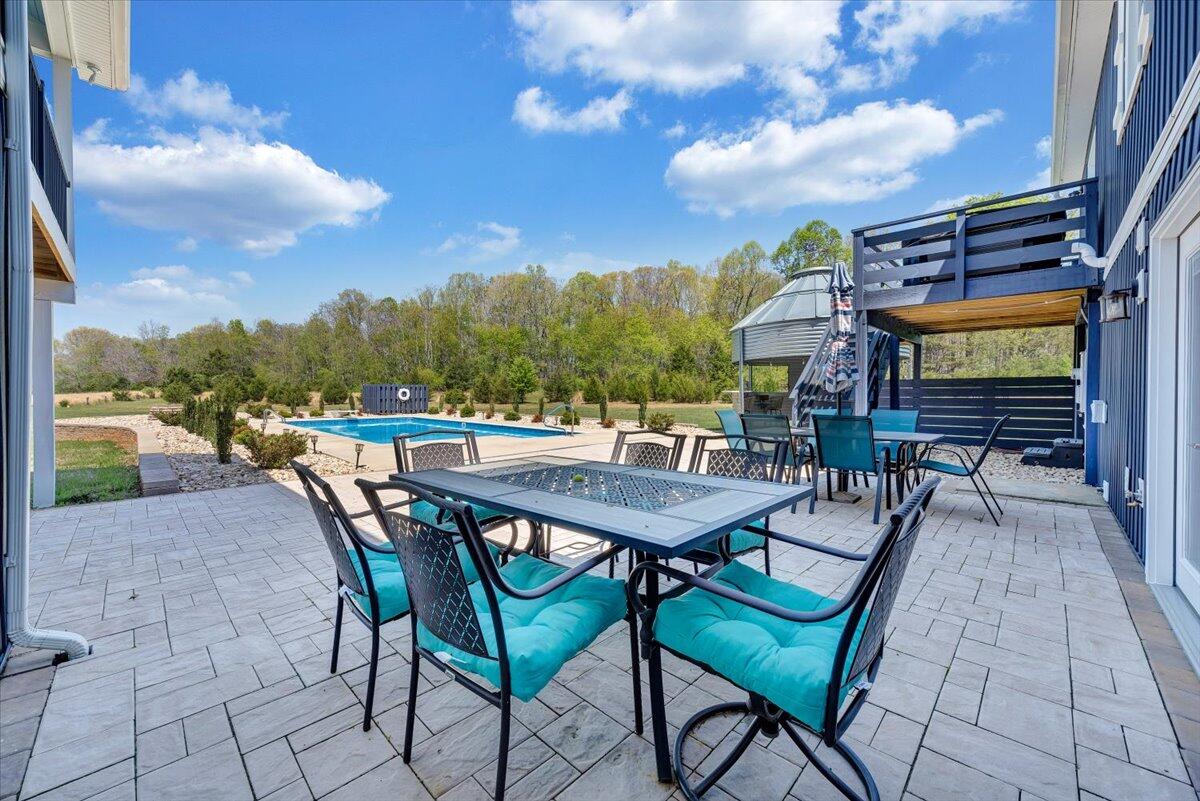 1657 Morgans Church RD