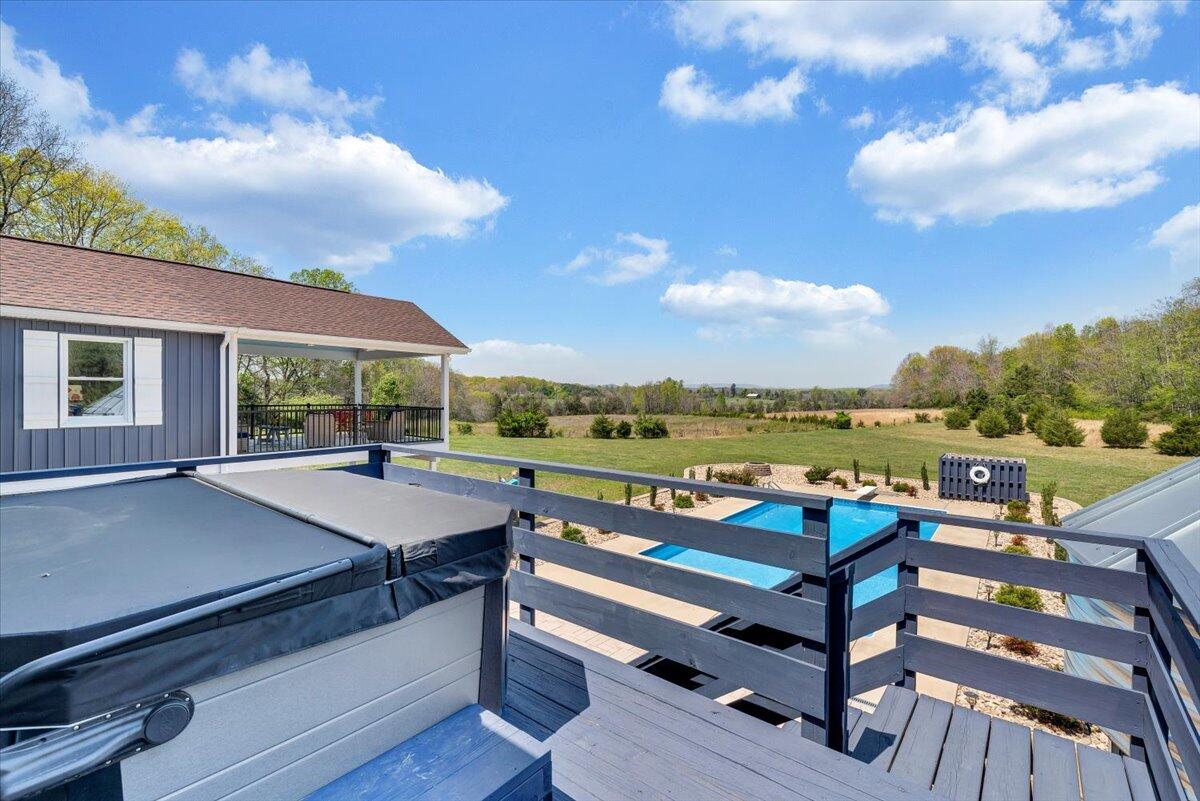 1657 Morgans Church RD