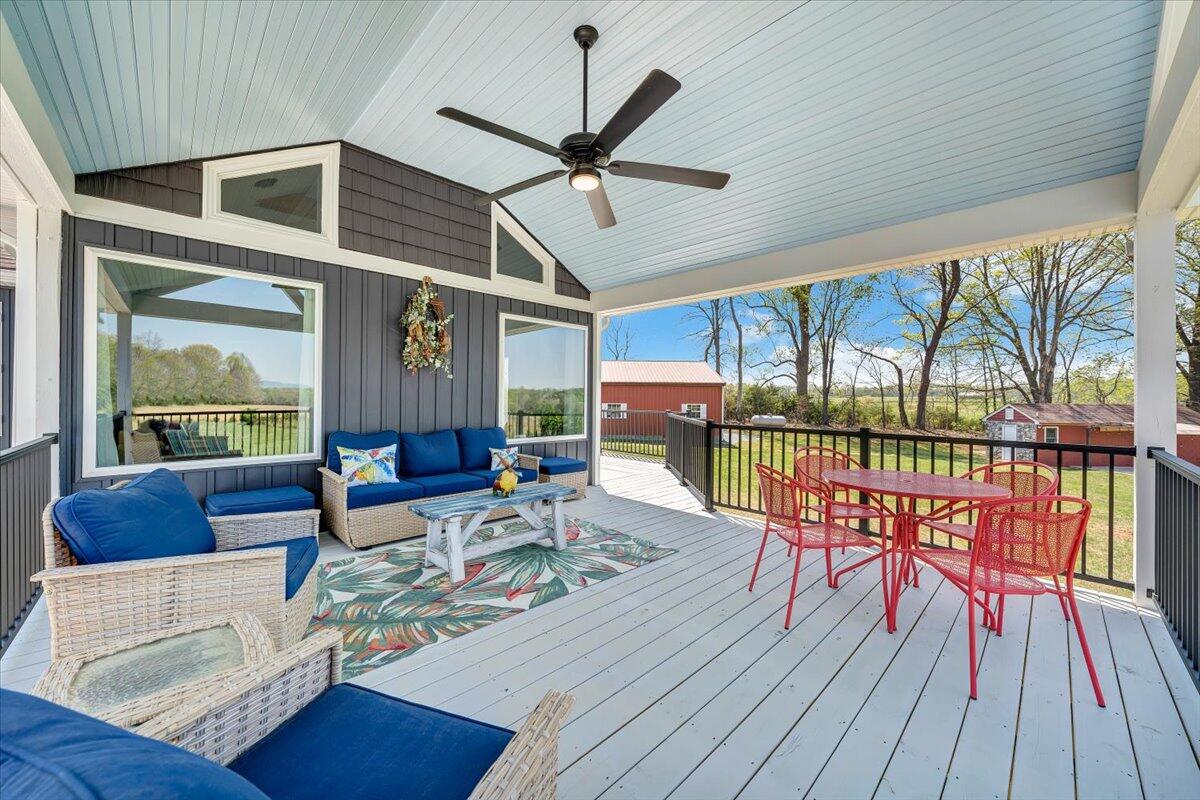 1657 Morgans Church RD