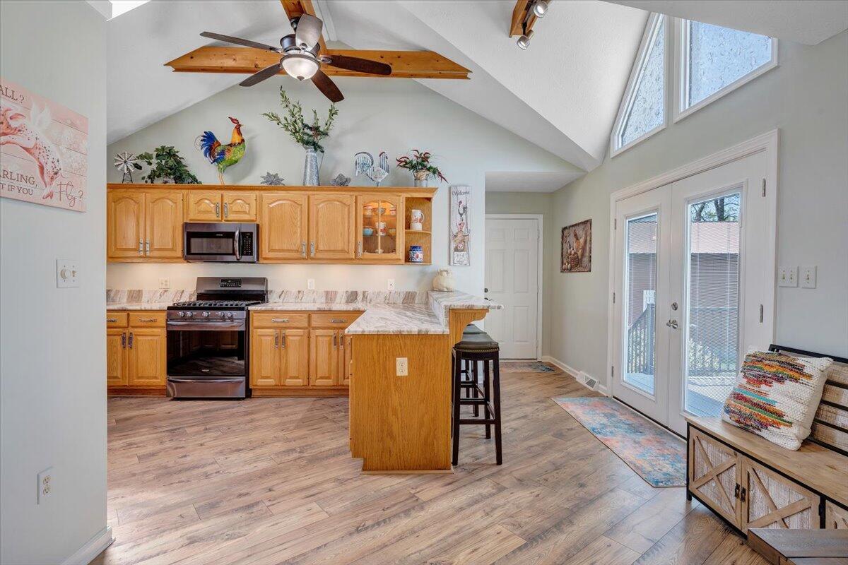 1657 Morgans Church RD