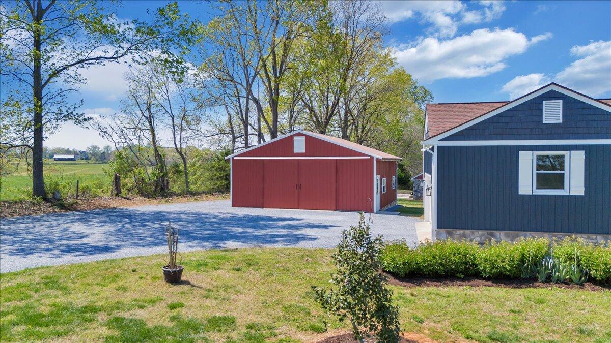 1657 Morgans Church RD