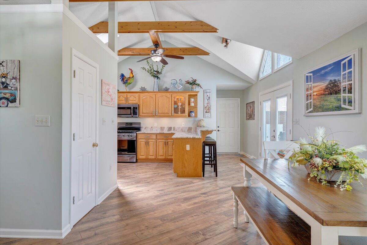 1657 Morgans Church RD