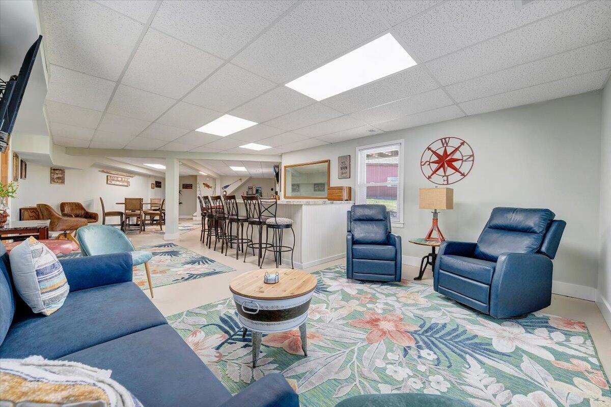 1657 Morgans Church RD