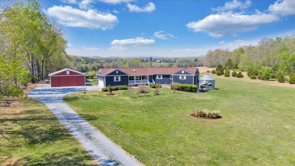 1657 Morgans Church RD