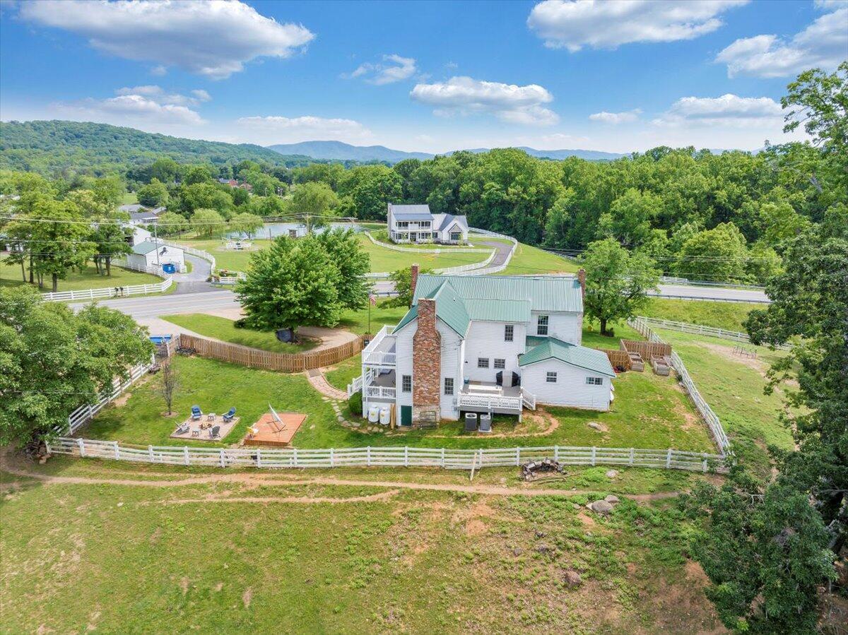 2148 Mountain View RD