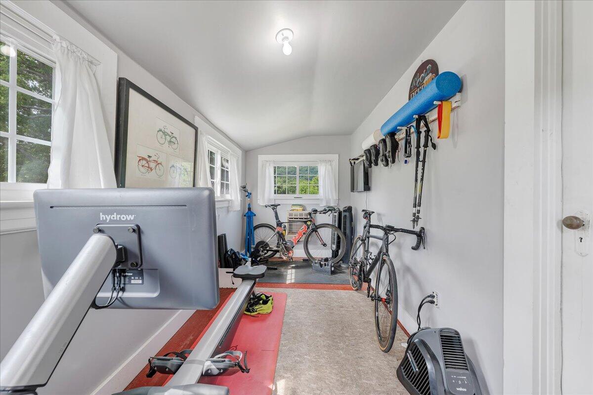 2148 Mountain View RD